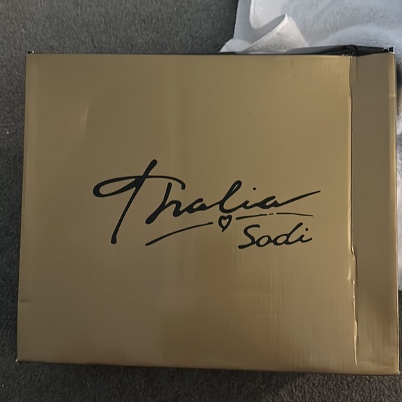 Womens black booties size 9 - Picture 7 of 9